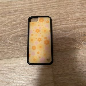 Used WildFlower yellow flower power case for IPhone 8